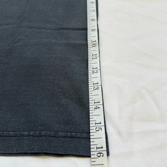 Queen Crest Double Sided Washed Gray T-Shirt Men’s Size Small - Picture 5 of 7